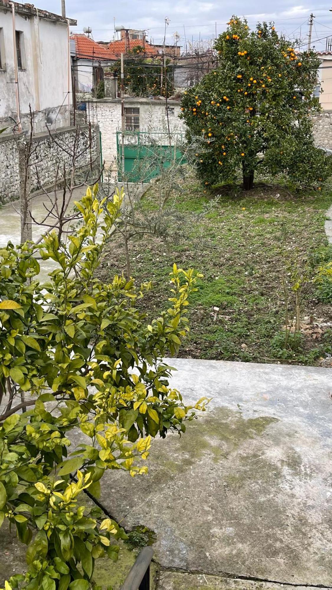 Ostello Ardjon House Berat Esterno foto